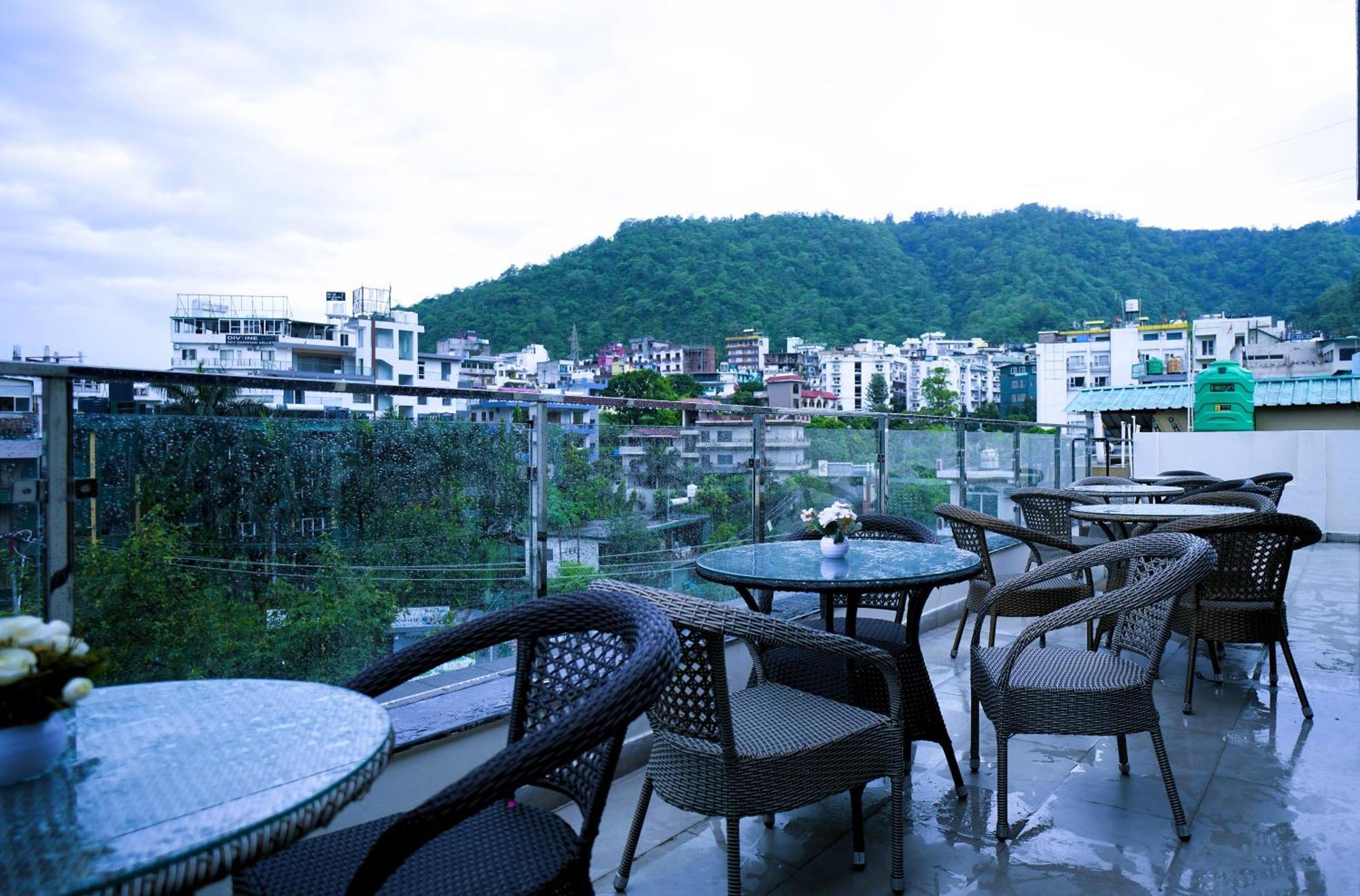 Hotel Lords Valley Rishikesh Ngoại thất bức ảnh